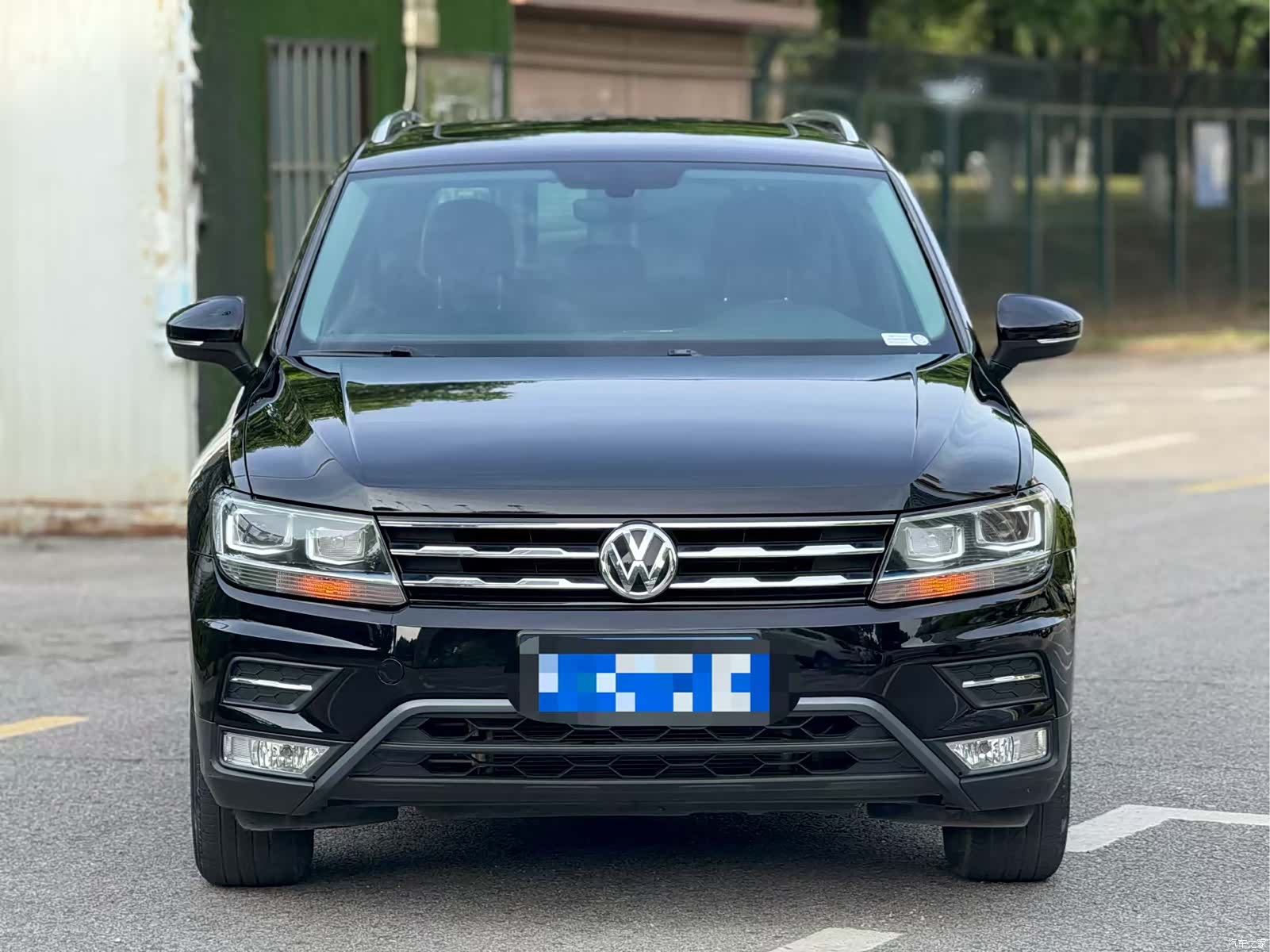 Volkswagen Tiguan L, 2017 2