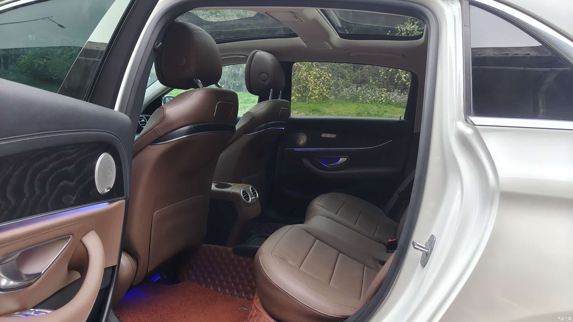 Mercedes-Benz E-Class, 2018 13
