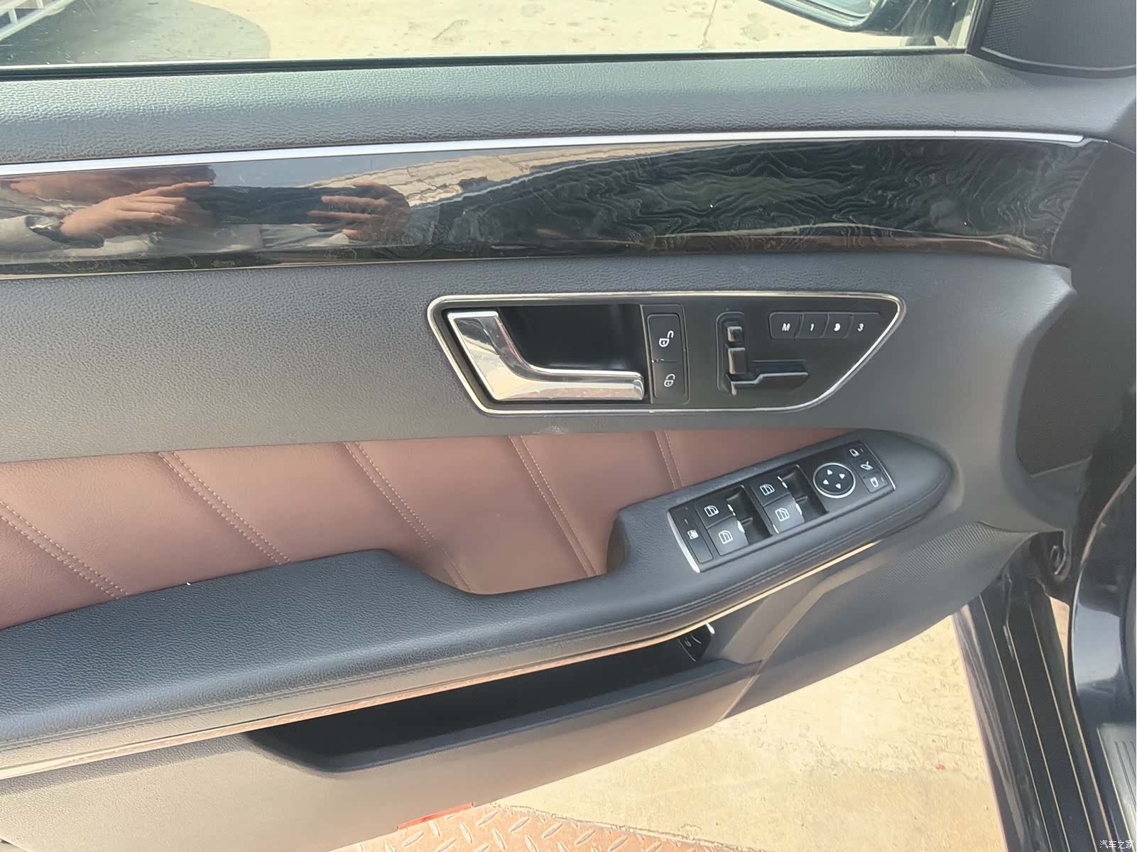 Mercedes-Benz E-Class, 2011 10