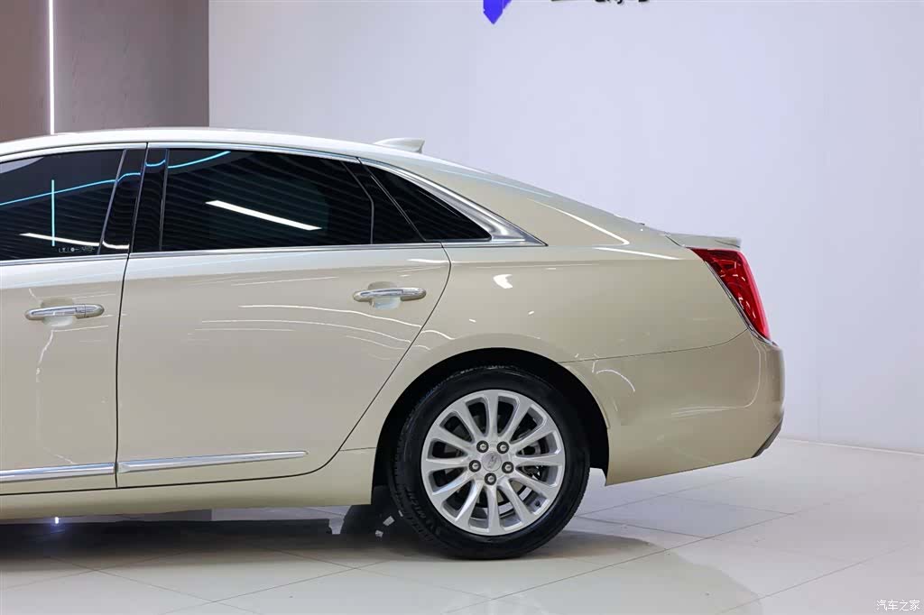 Cadillac XTS, 2018 4