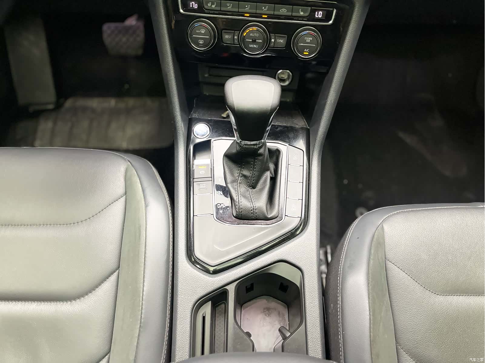 Volkswagen Tiguan L, 2019 19