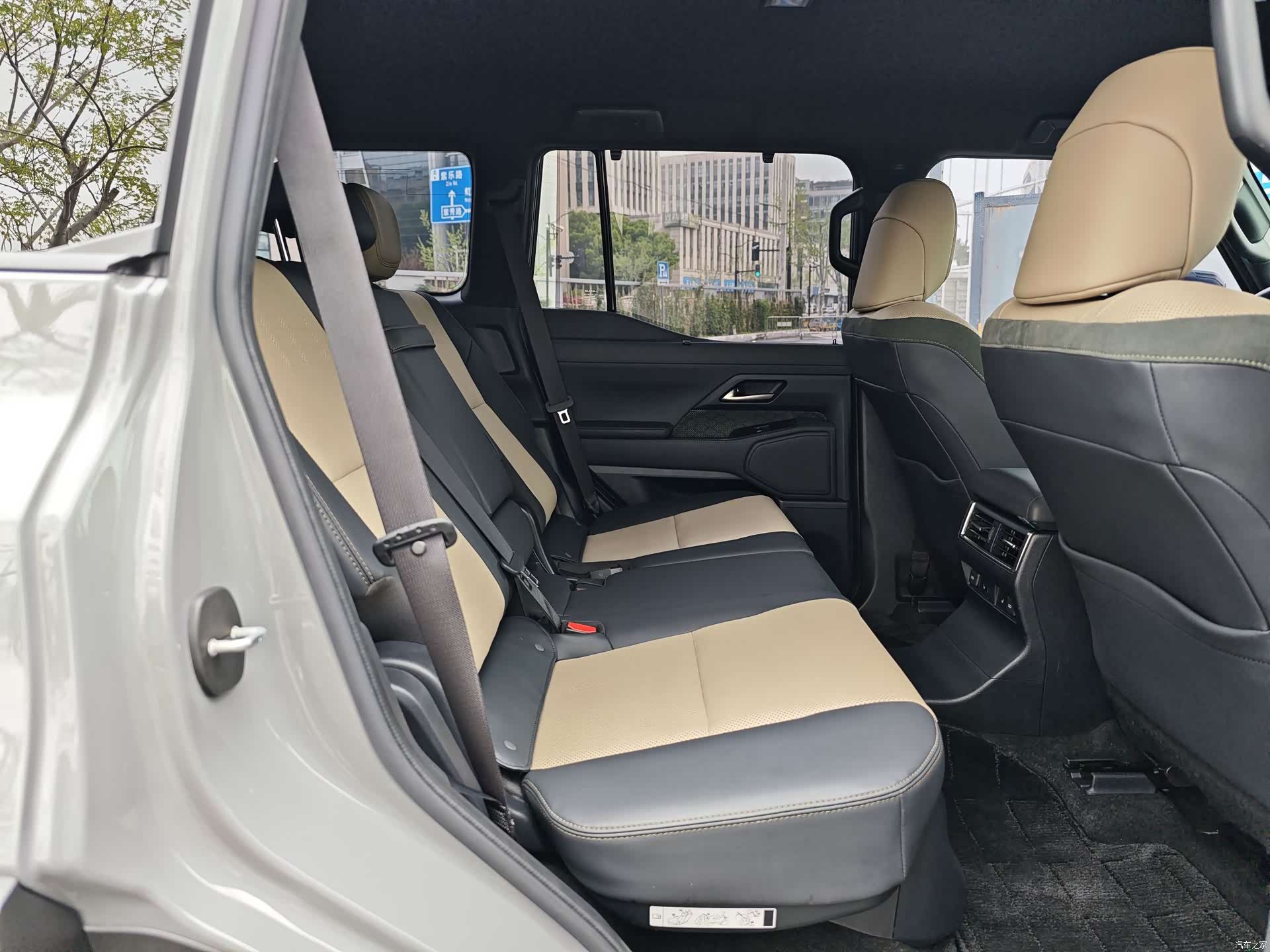 Lexus GX, 2024 15