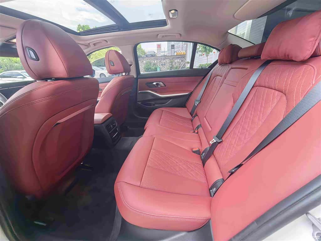 BMW 3 Series, 2025 6