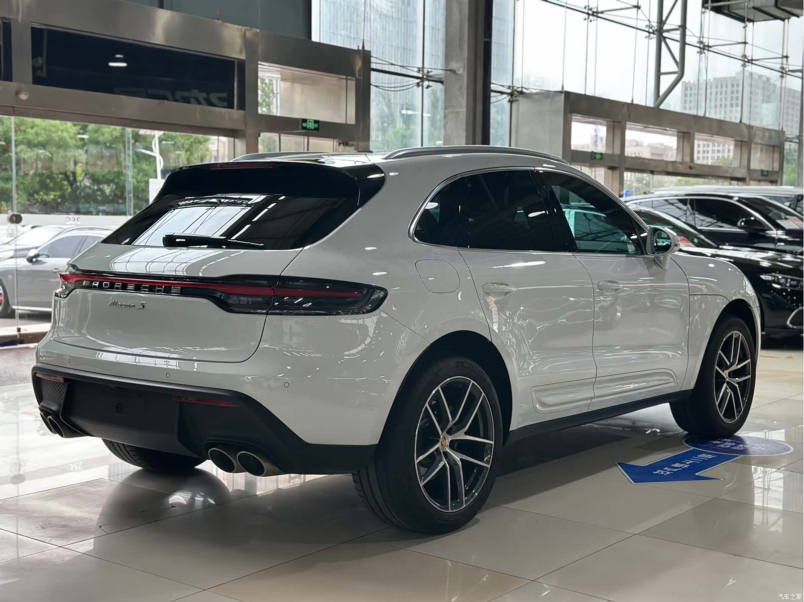 Porsche Macan, 2023 4