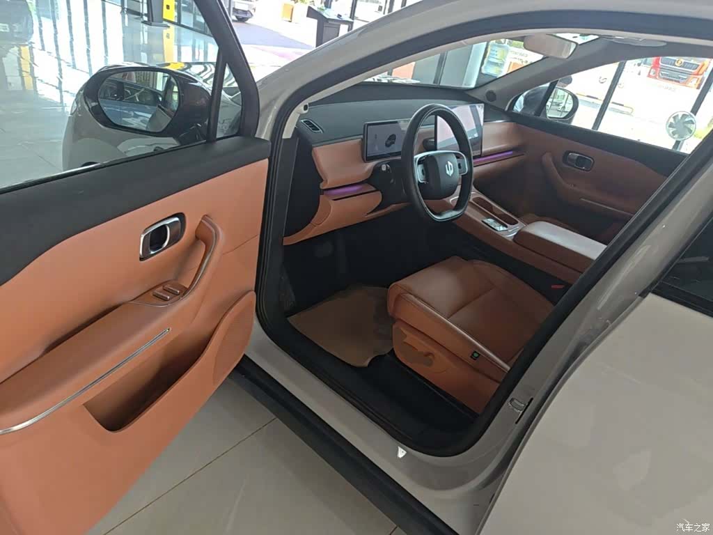 Leapmotor C10, 2025 16