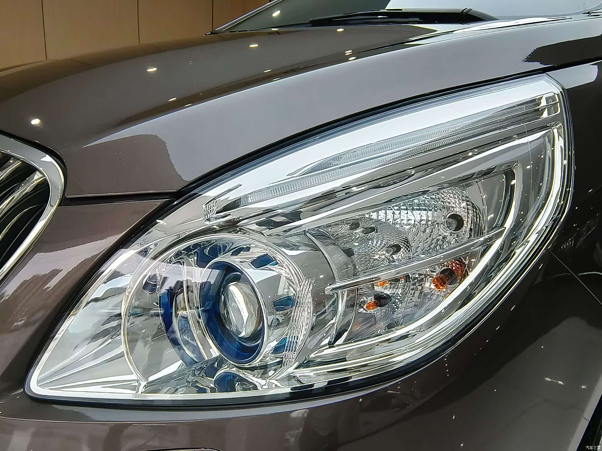 Buick GL8, 2016 27