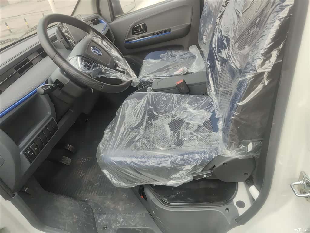 DongFeng EM27, 2025 15