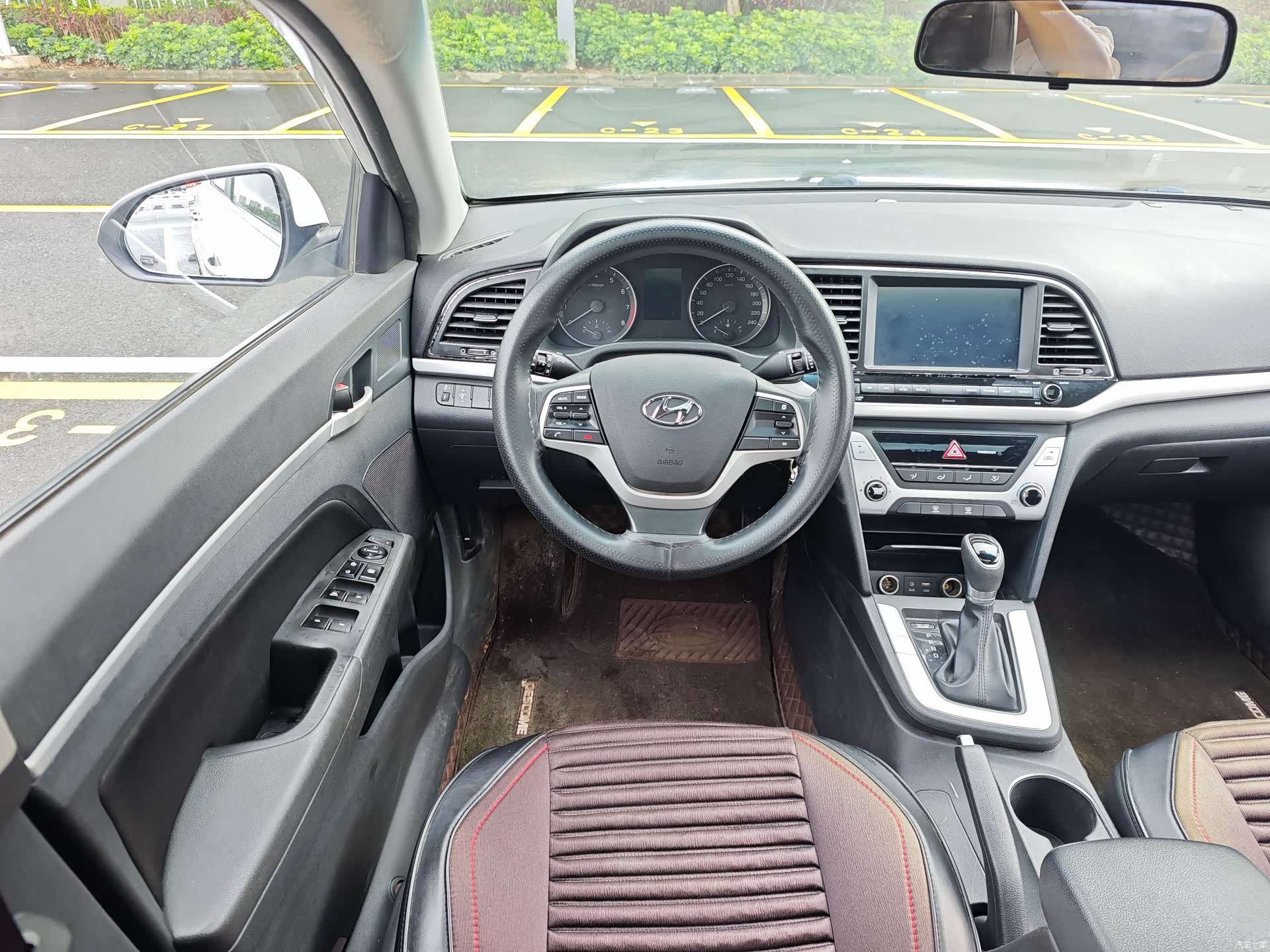 Hyundai 15, 2018 16