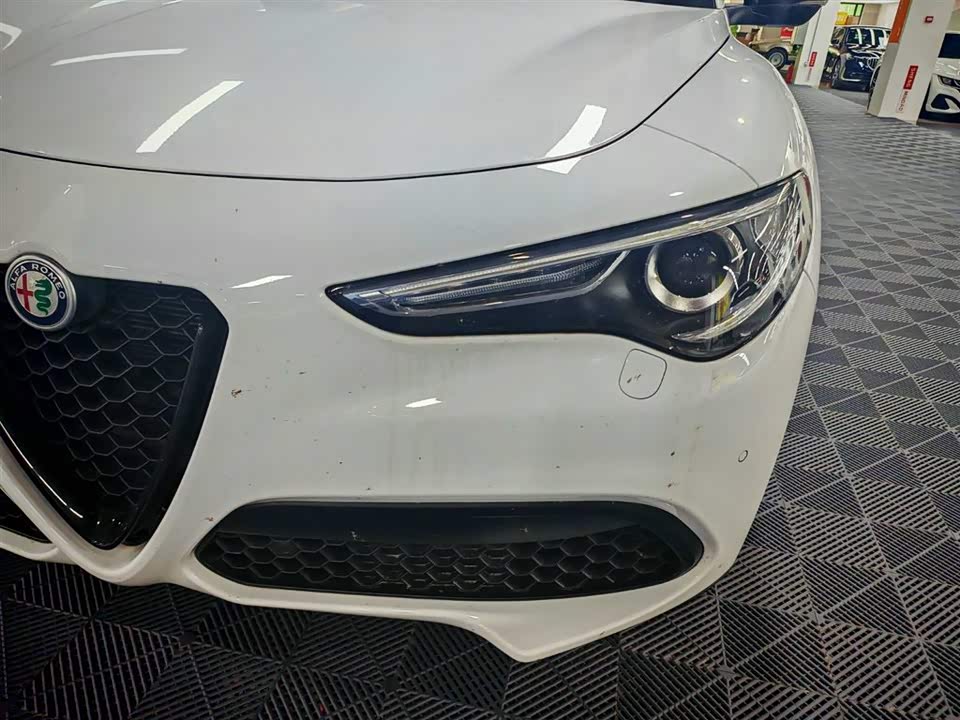 Alfa Romeo Stelvio Alfa Romeo Stelvio