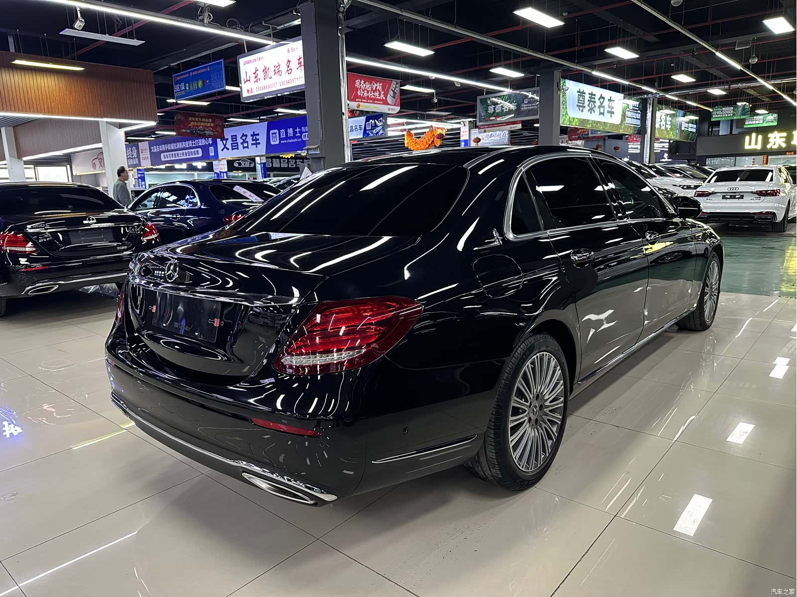 Mercedes-Benz E-Class, 2020 4