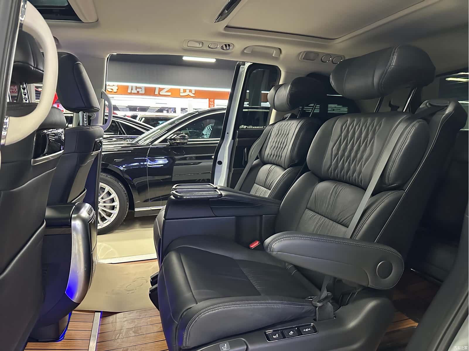 Honda Elysion, 2024 13