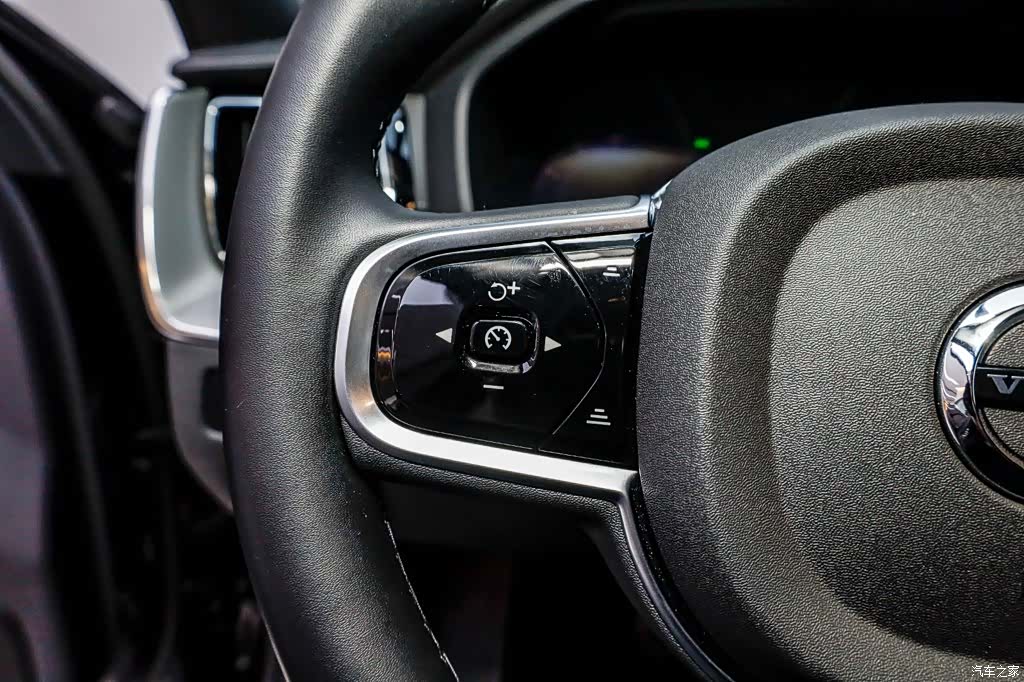 Volvo XC60, 2024 15