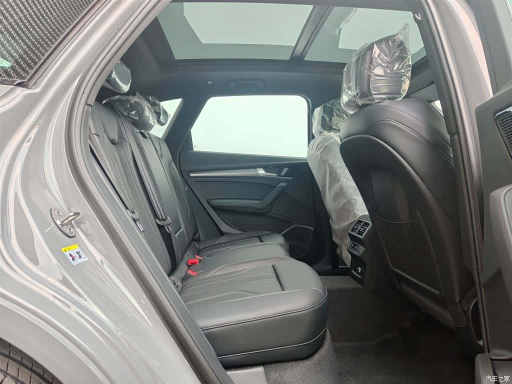 Audi Q5L, 1900 12