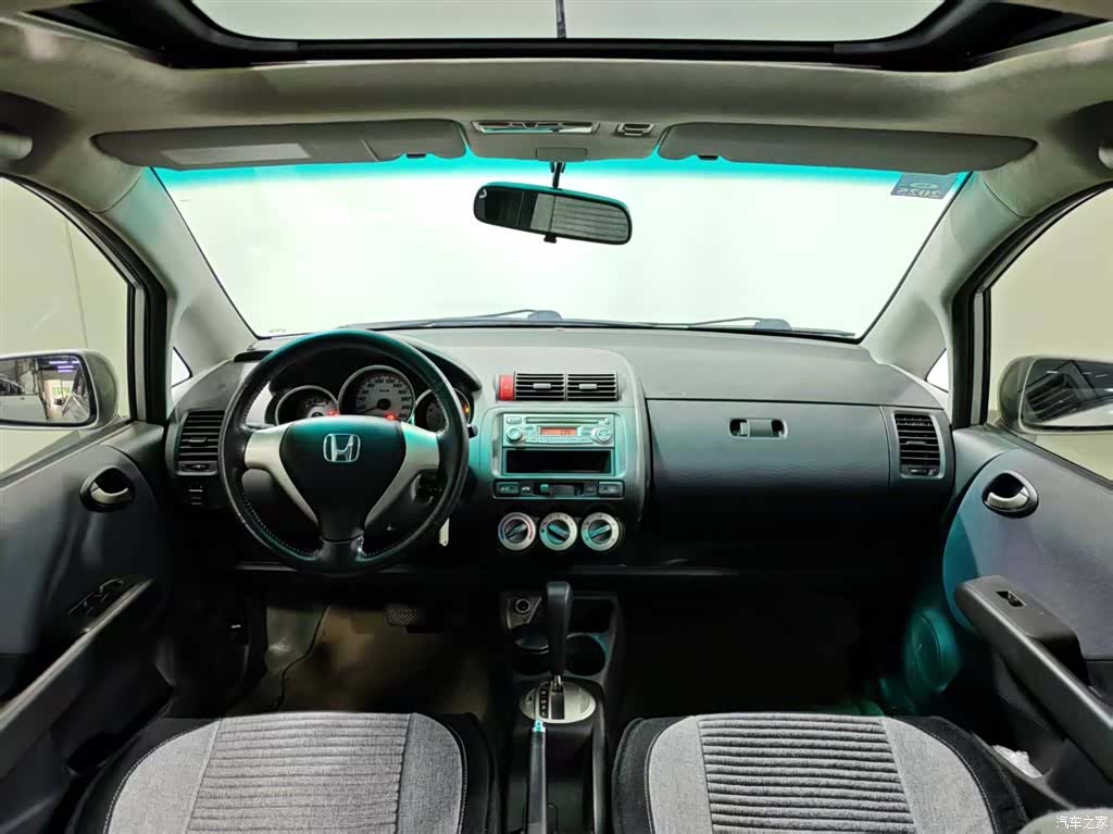 Honda Fit, 2007 10