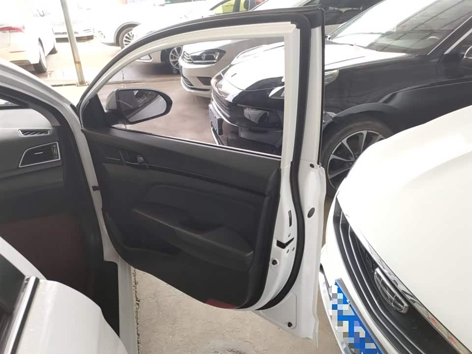 Hyundai Lead Hyundai Lead