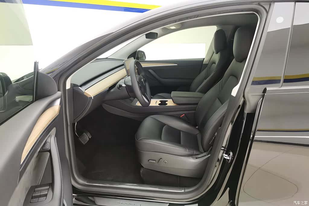 Tesla Model Y, 2022 9