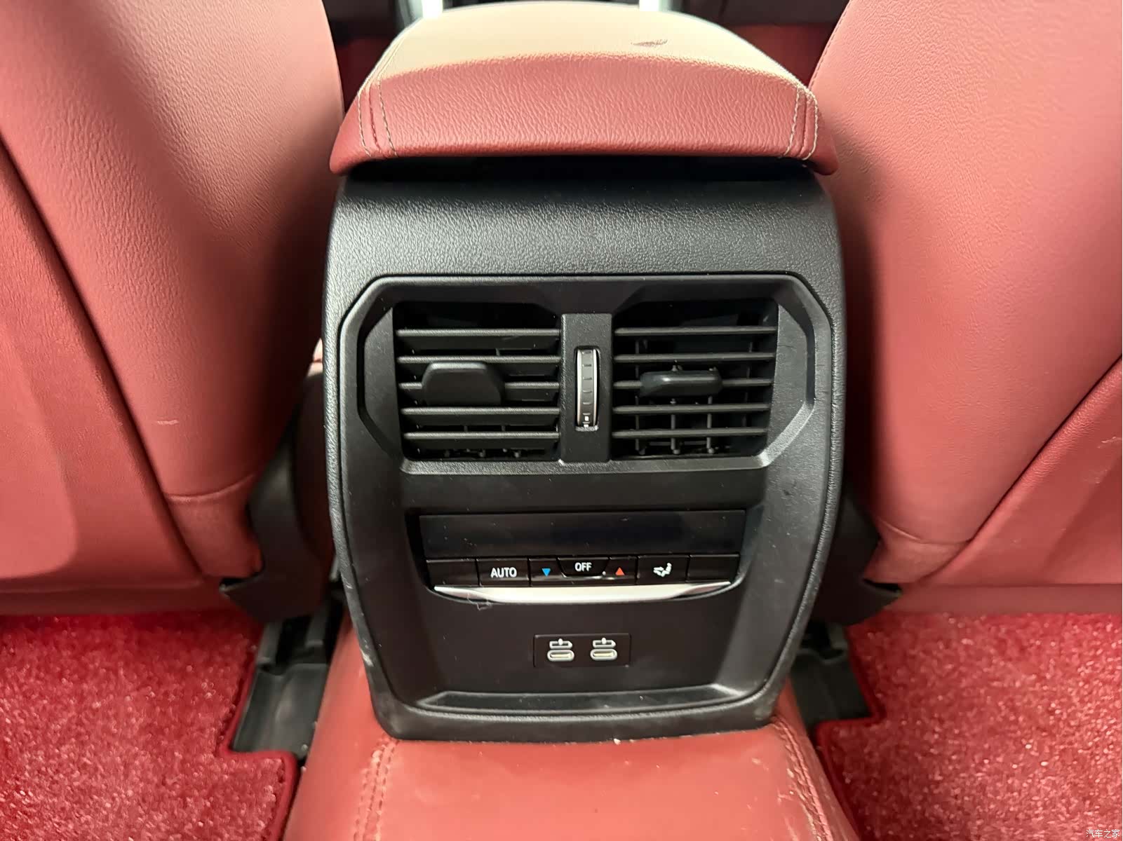 BMW i3, 2025 10