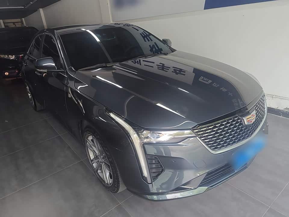 Cadillac CT4