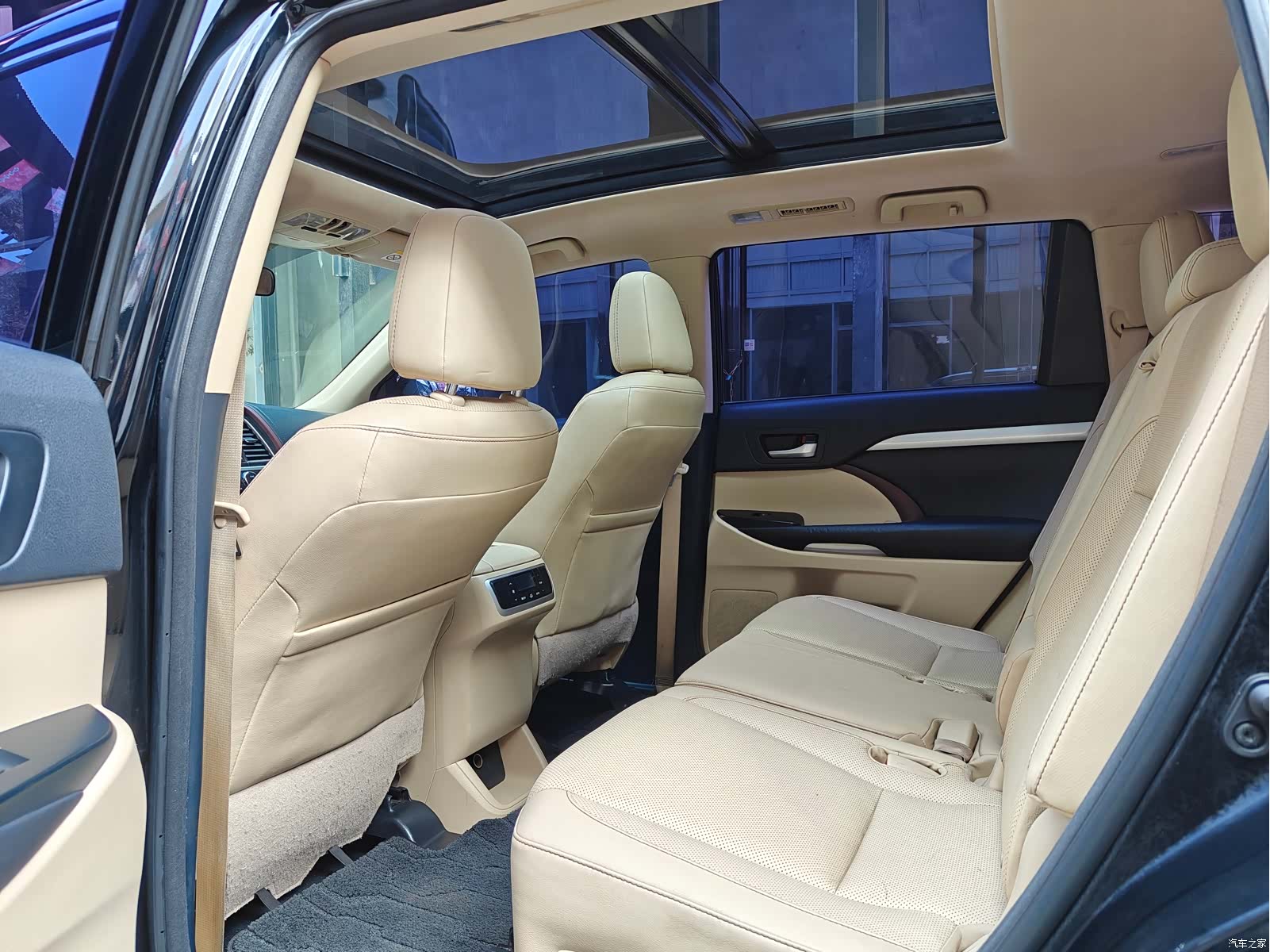 Toyota Highlander, 2015 все фото