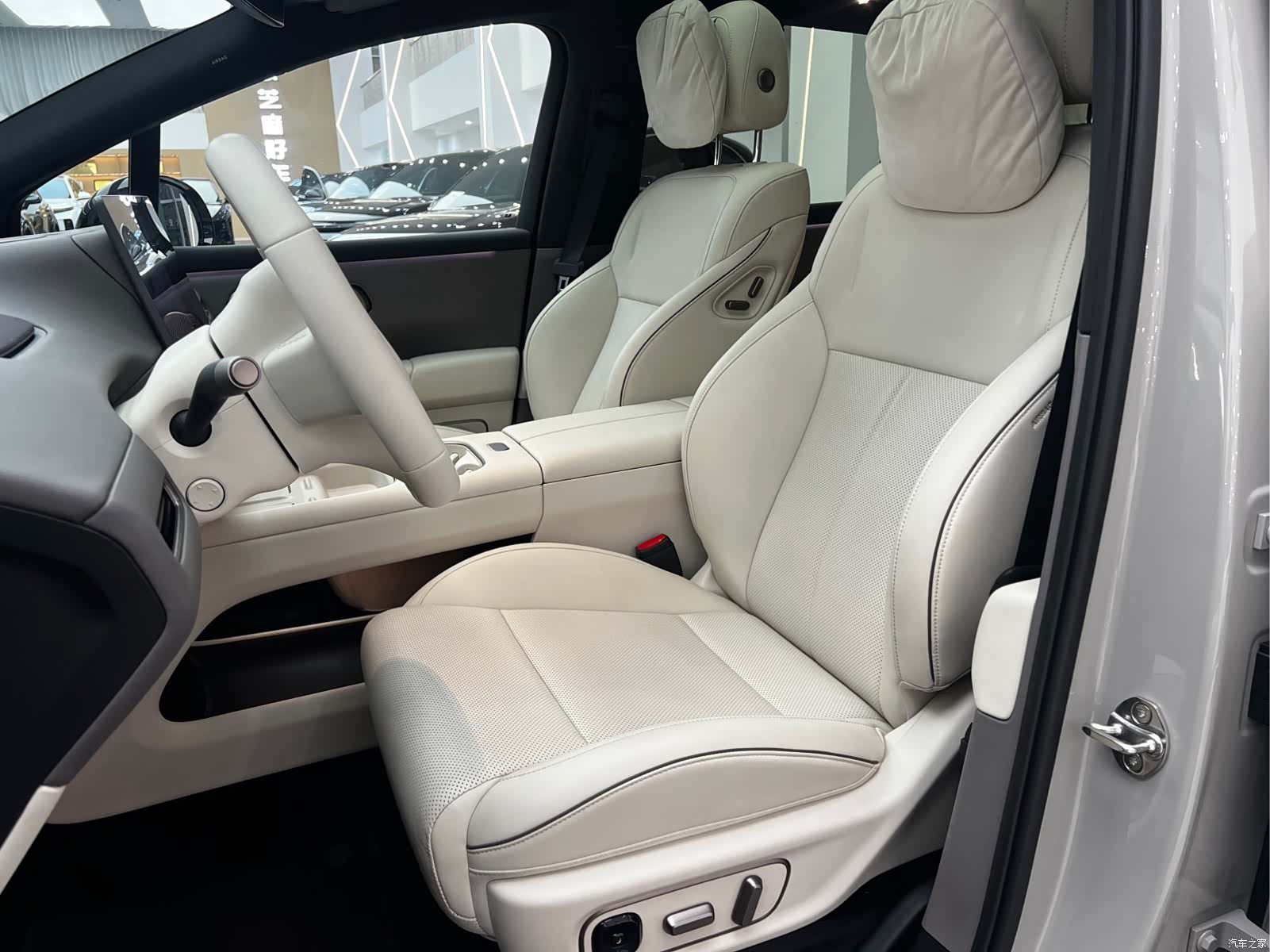 Li Auto i6, 2025 3