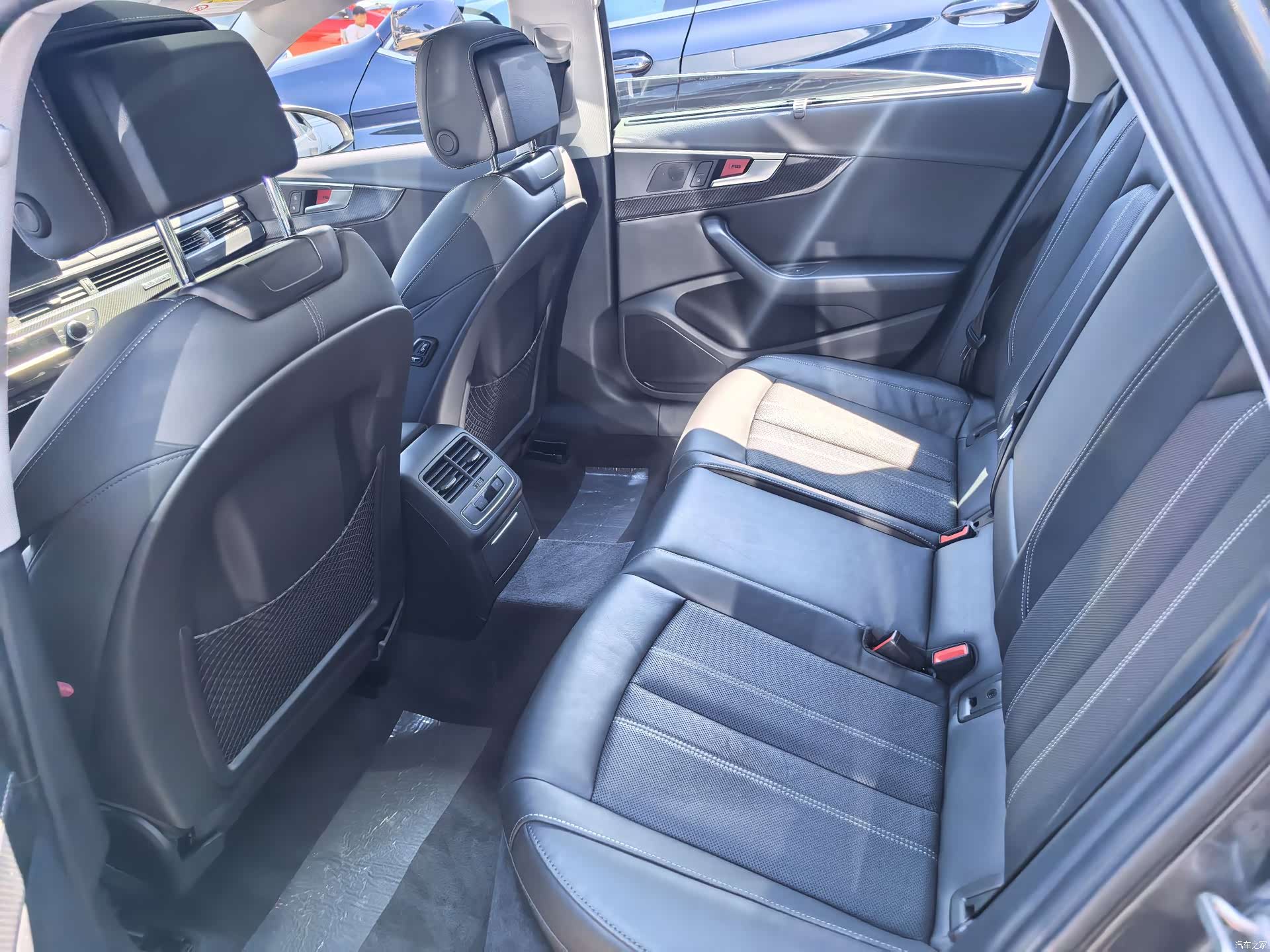 Audi A4L, 2020 8