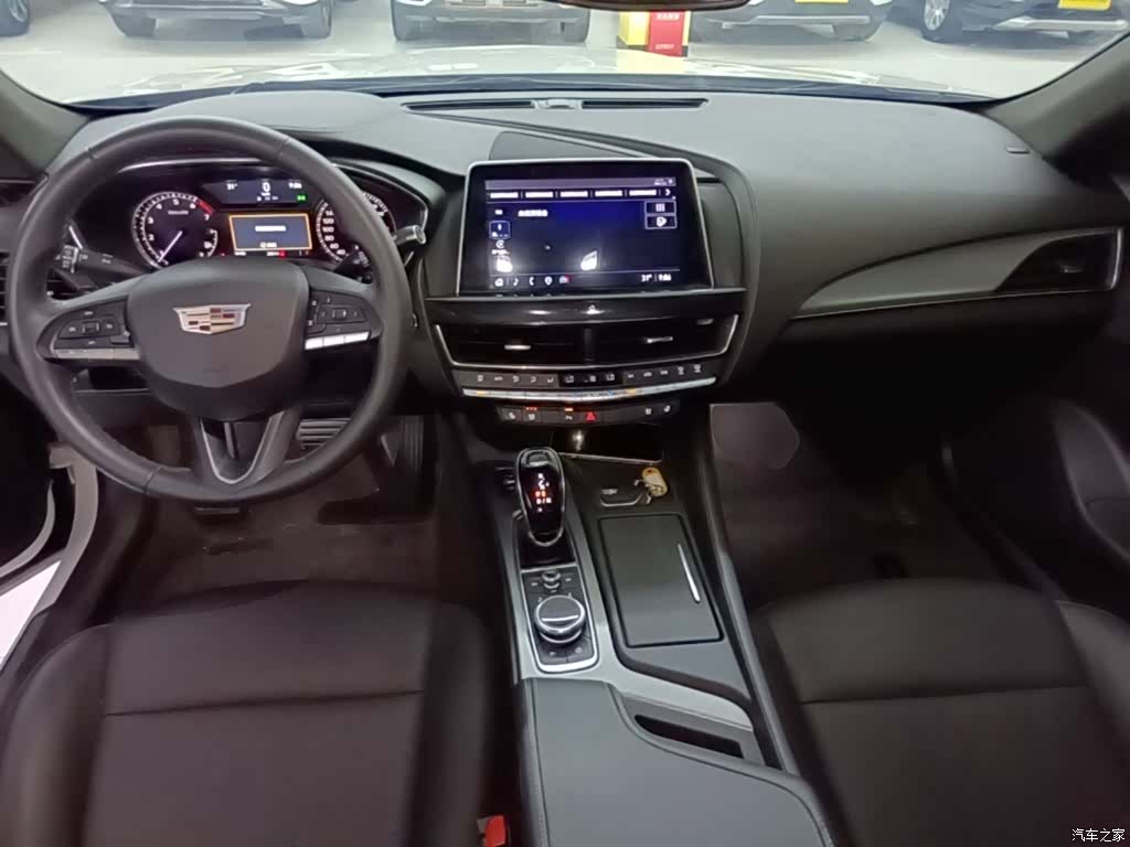 Cadillac CT5, 2023 10