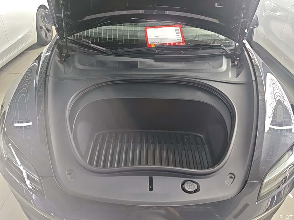 Tesla Model 3, 2024 20