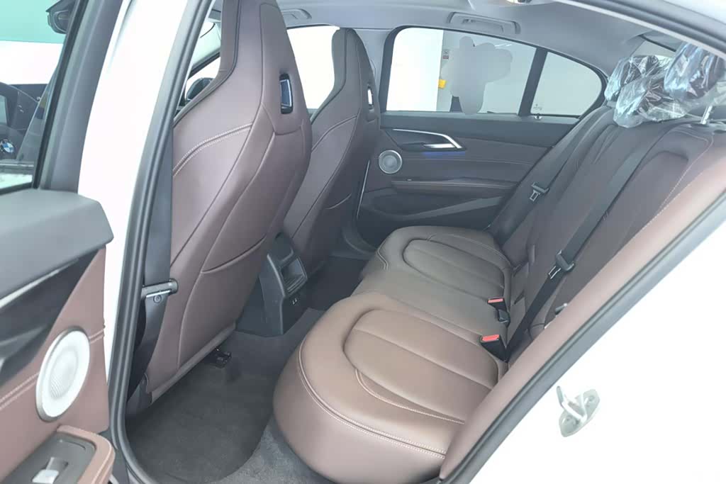 BMW 1 Series, 2022 11