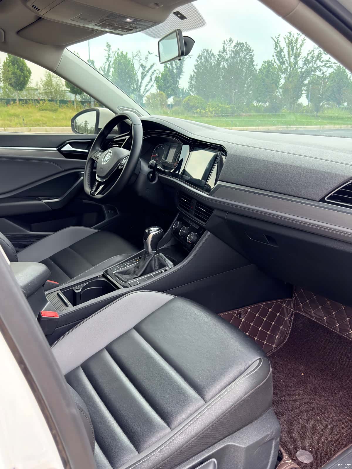 Volkswagen Sagitar, 2020 13