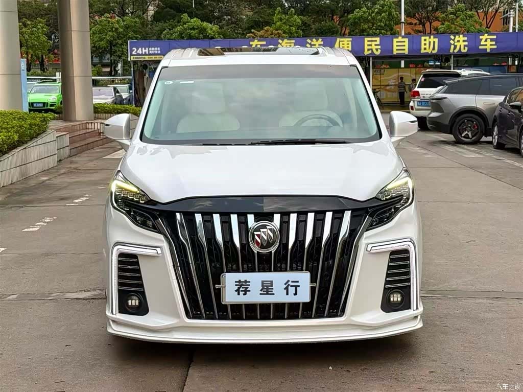 Buick GL8, 2022 2