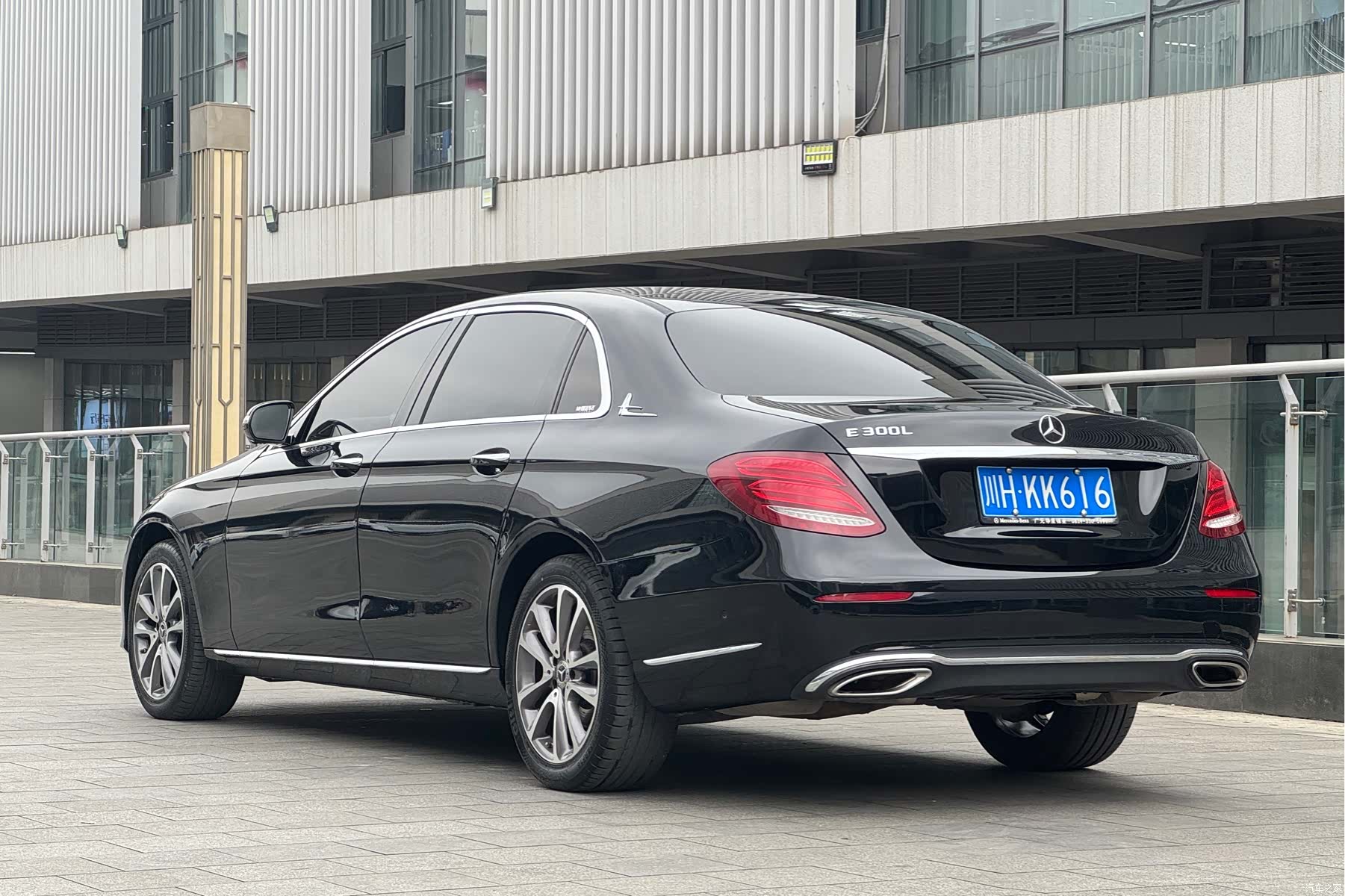 Mercedes-Benz E-Class, 2019 6