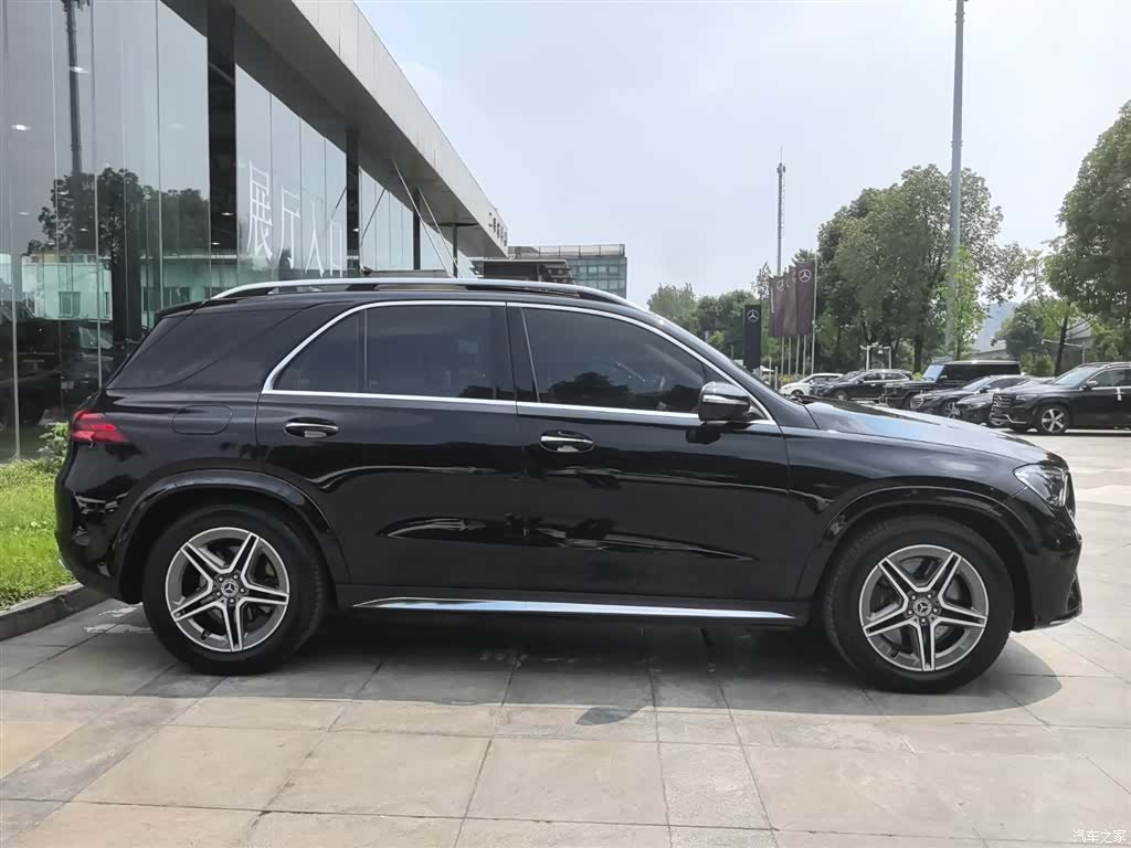 Mercedes-Benz GLE, 2024 4