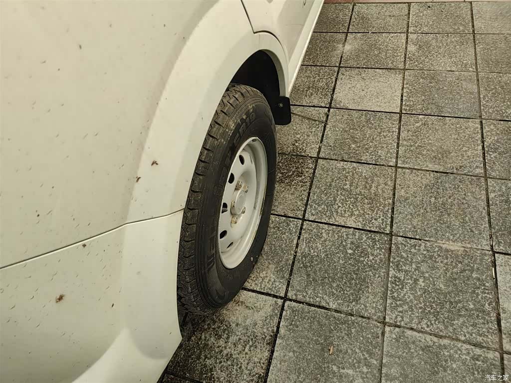DongFeng EM27, 2025 23