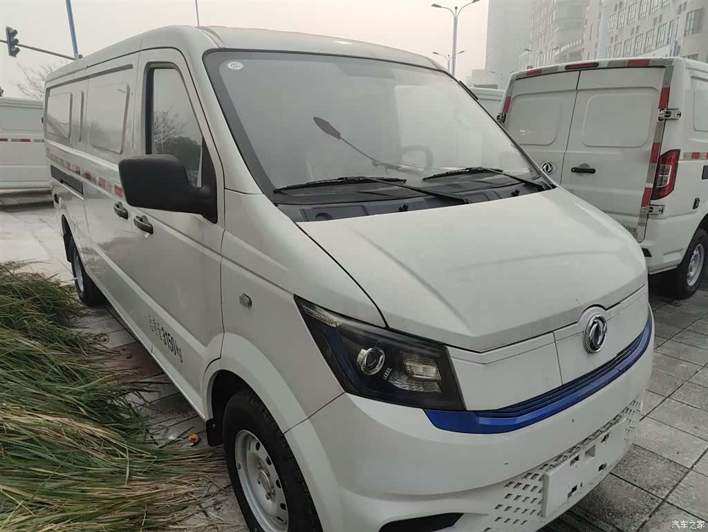 DongFeng EM27, 2025 4