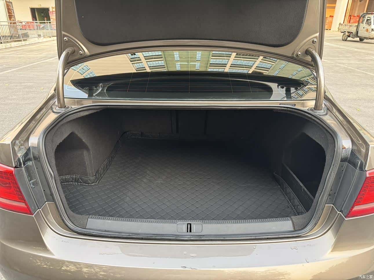 Volkswagen Magotan, 2014 25