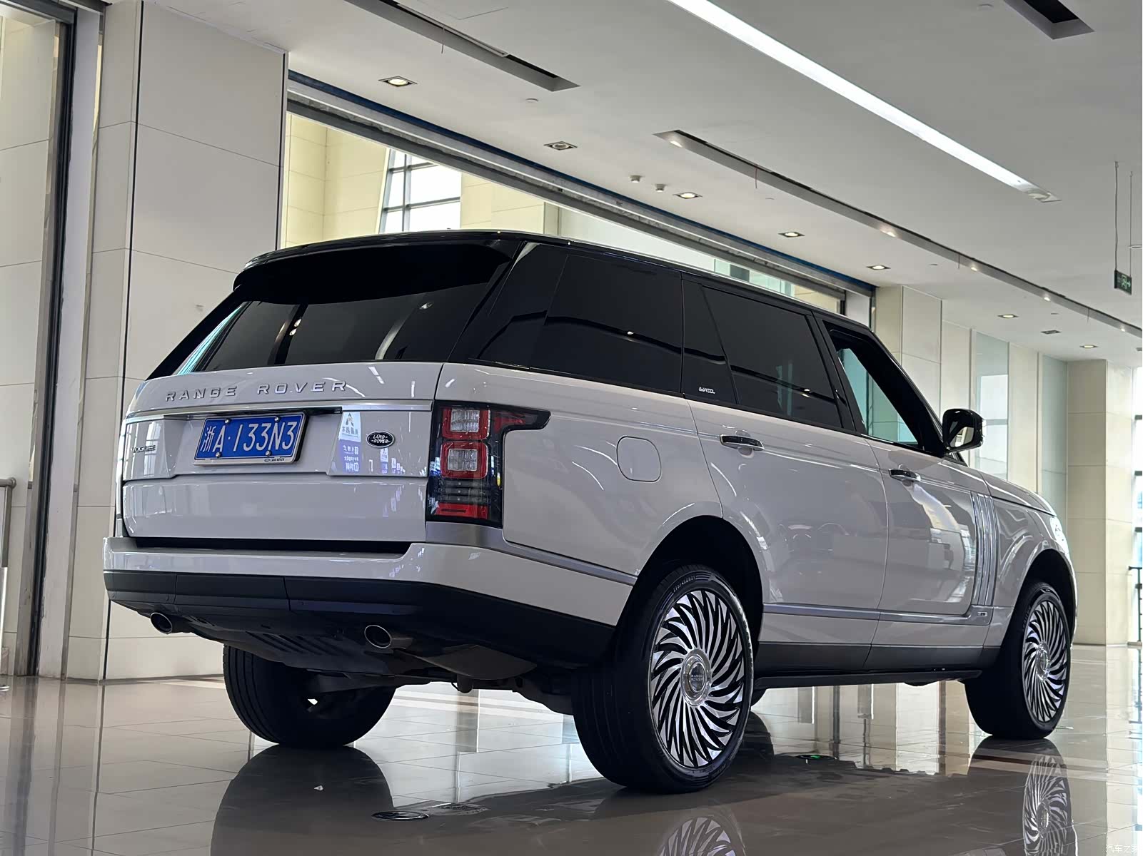 Land Rover Range Rover, 2018 23