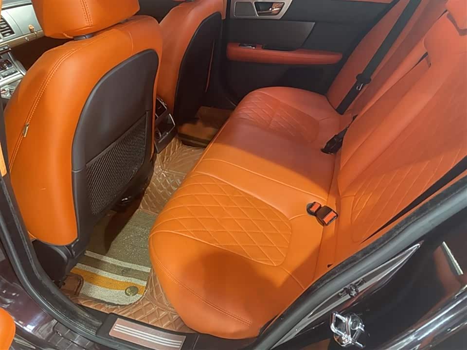 Jaguar XF Jaguar XF