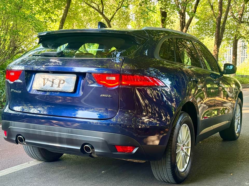 Jaguar F-PACE Jaguar F-PACE