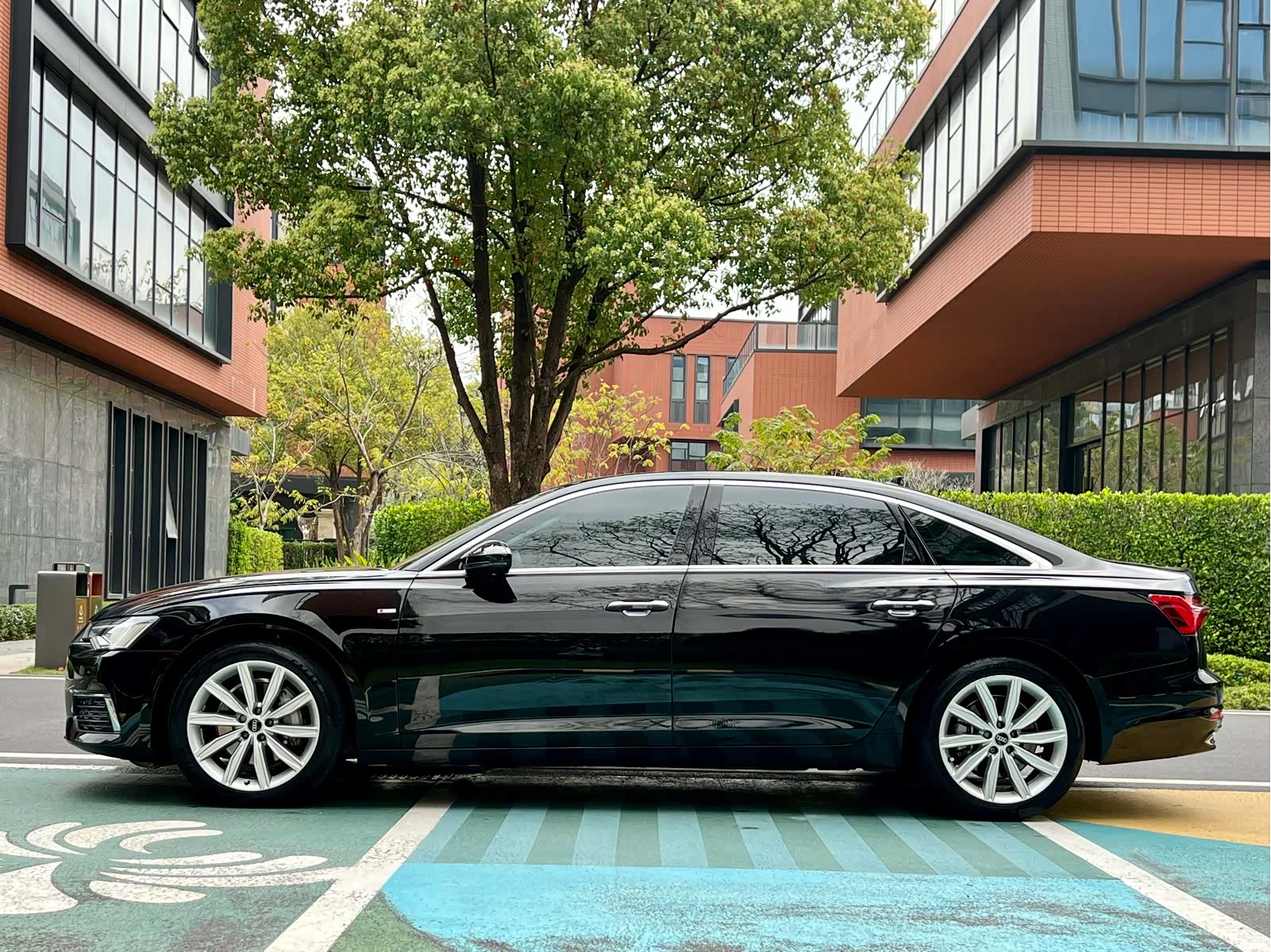 Audi A6L, 2021 7