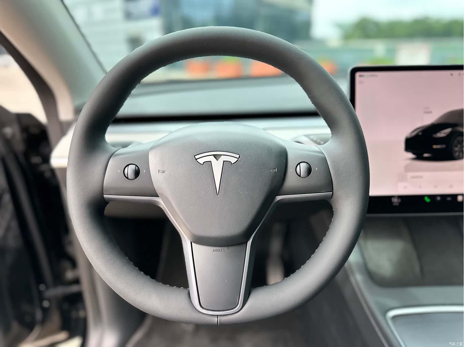 Tesla Model Y, 2023 12