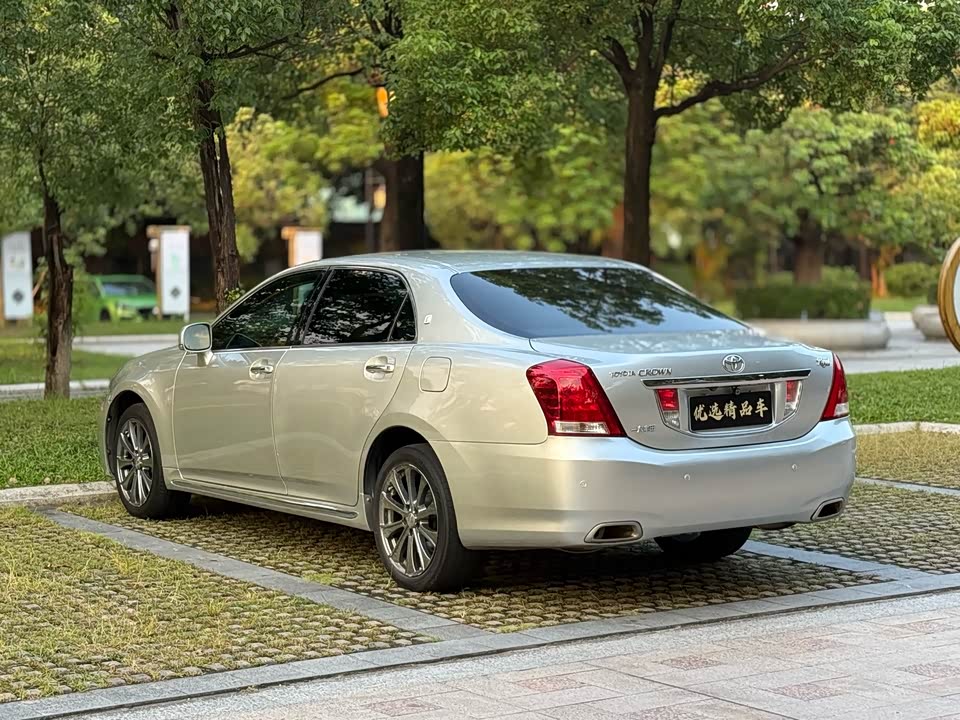 Toyota crown Toyota crown