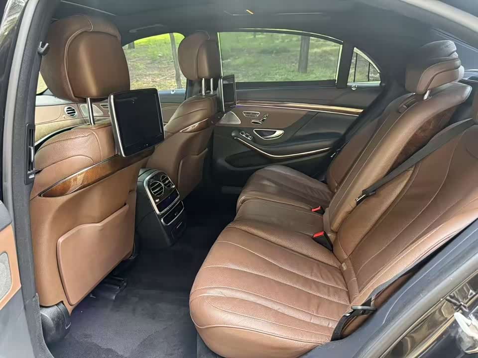 Mercedes-Benz S-class Mercedes-Benz S-class