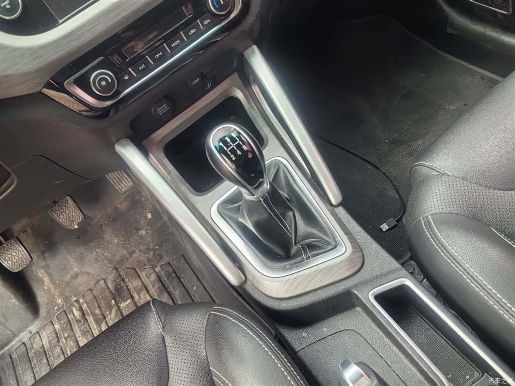 Geely X3, 2019 15