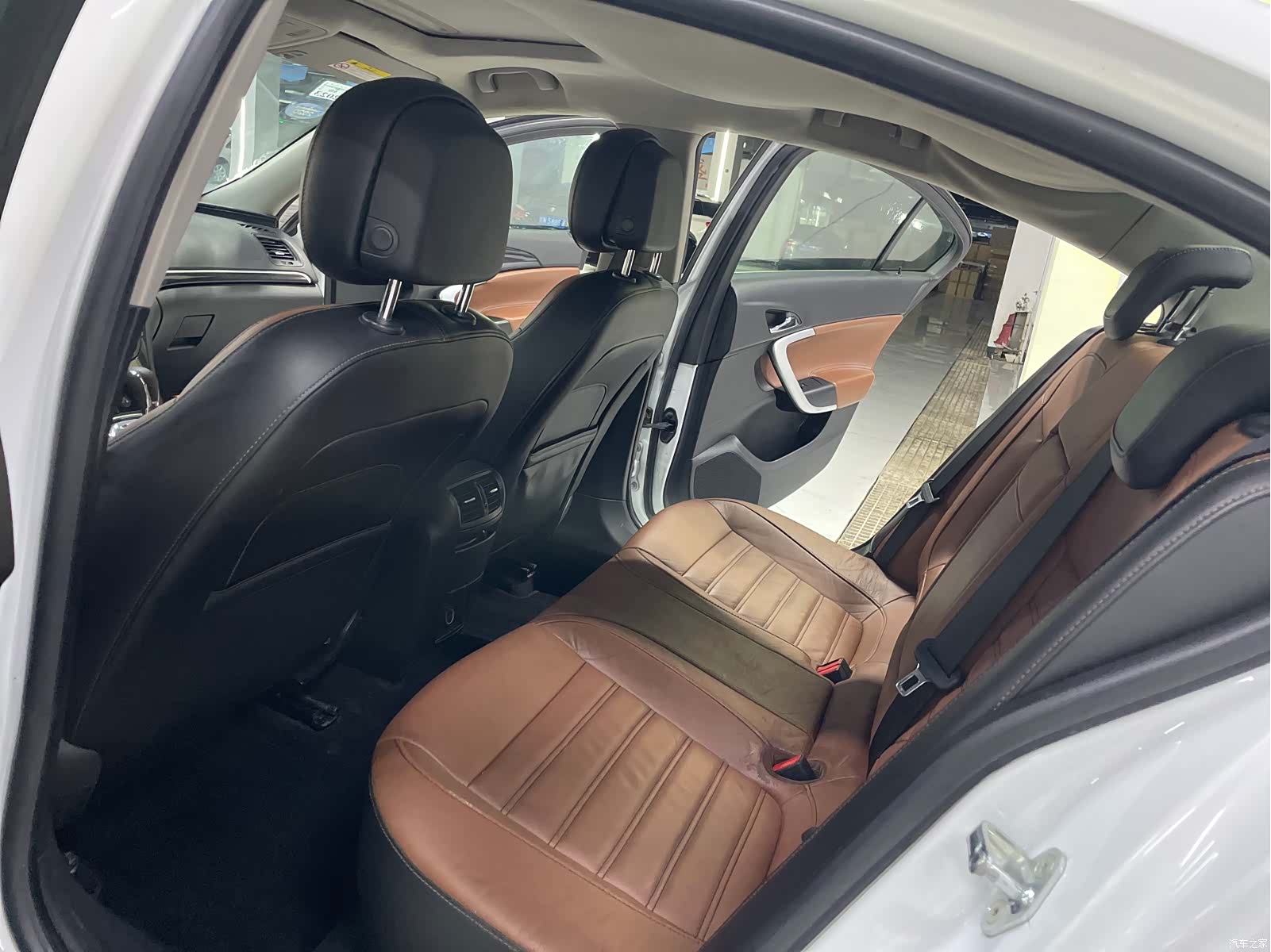 Buick Regal, 2015 9