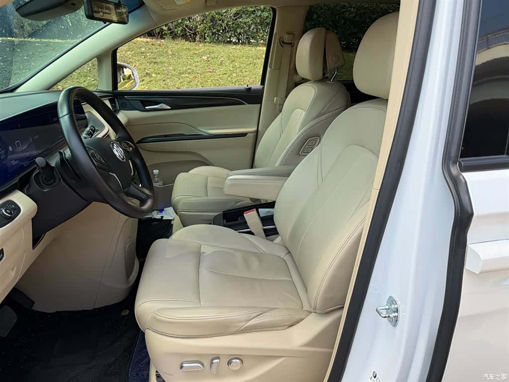 Buick GL8, 2024 8