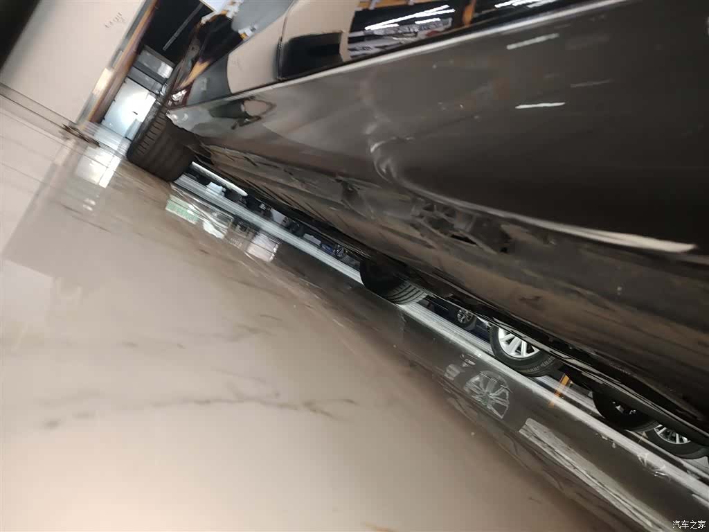 Mercedes-Benz E-Class, 2023 18