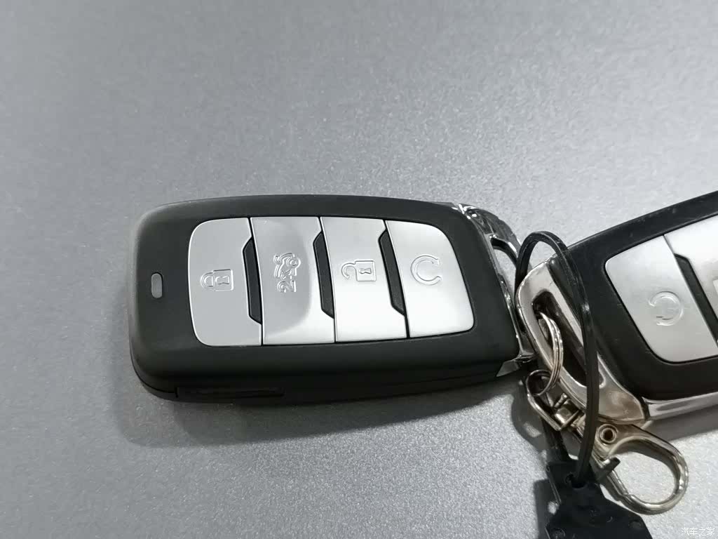 Changan CS85, 2022 19