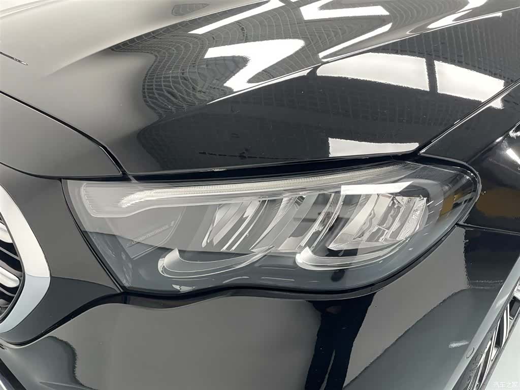 Mercedes-Benz E-Class, 2024 16