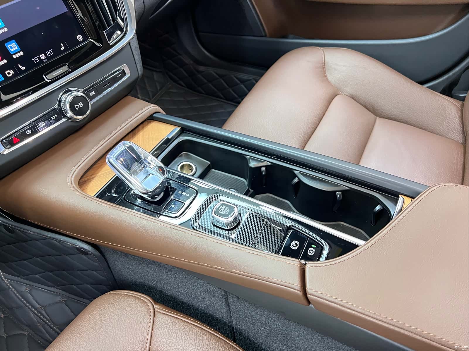 Volvo S90, 2024 28