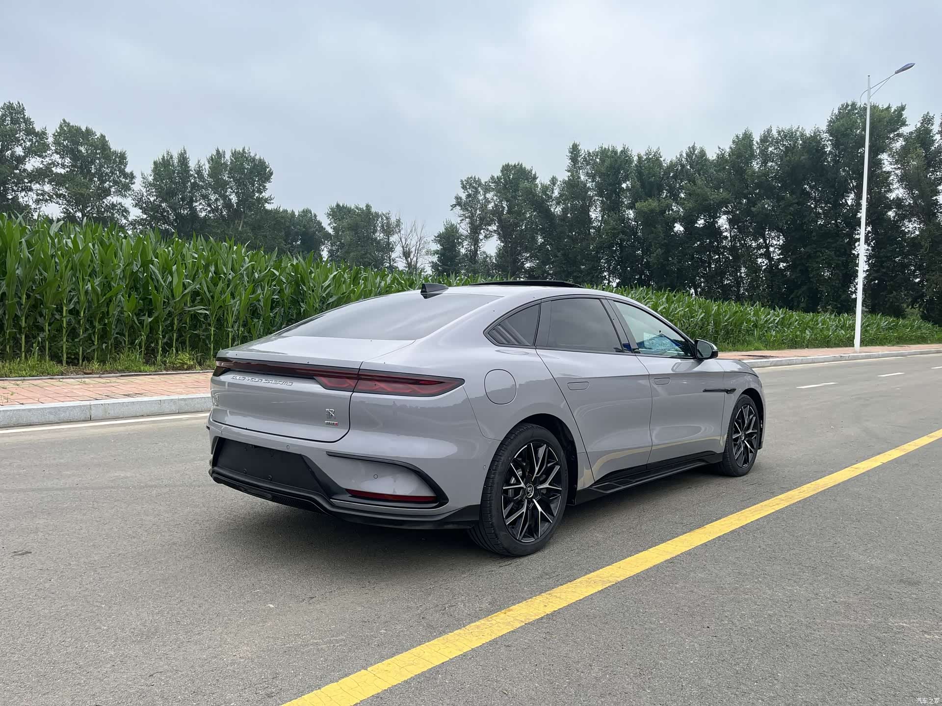 BYD Han, 2025 9